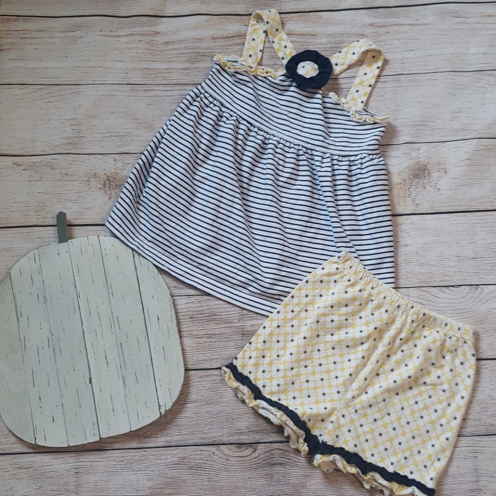 Tara Collection outfit | size 6